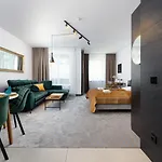 Etna By Renters Apartamento